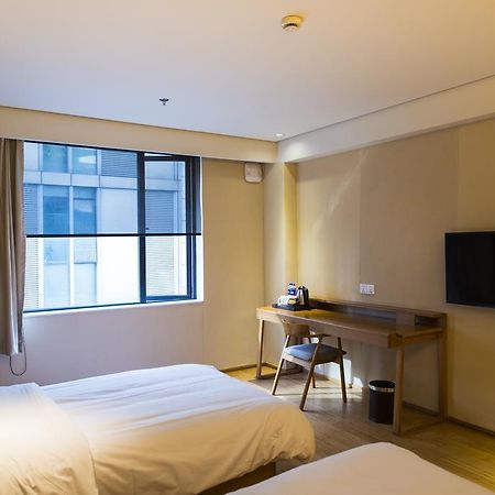 JI Hotel Shanghai Hongqiao Jinhui Road Bagian luar foto