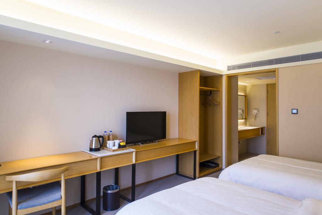 JI Hotel Shanghai Hongqiao Jinhui Road Bagian luar foto