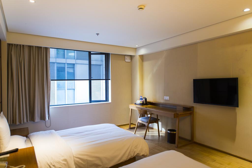 JI Hotel Shanghai Hongqiao Jinhui Road Bagian luar foto